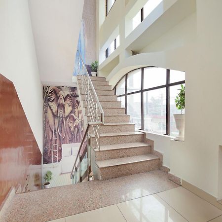 Oyo Flagship Hotel Le Aley Regency Ludhijána Exteriér fotografie