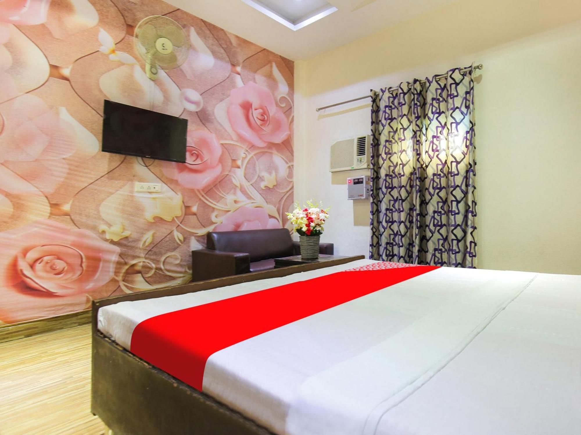 Oyo Flagship Hotel Le Aley Regency Ludhijána Exteriér fotografie