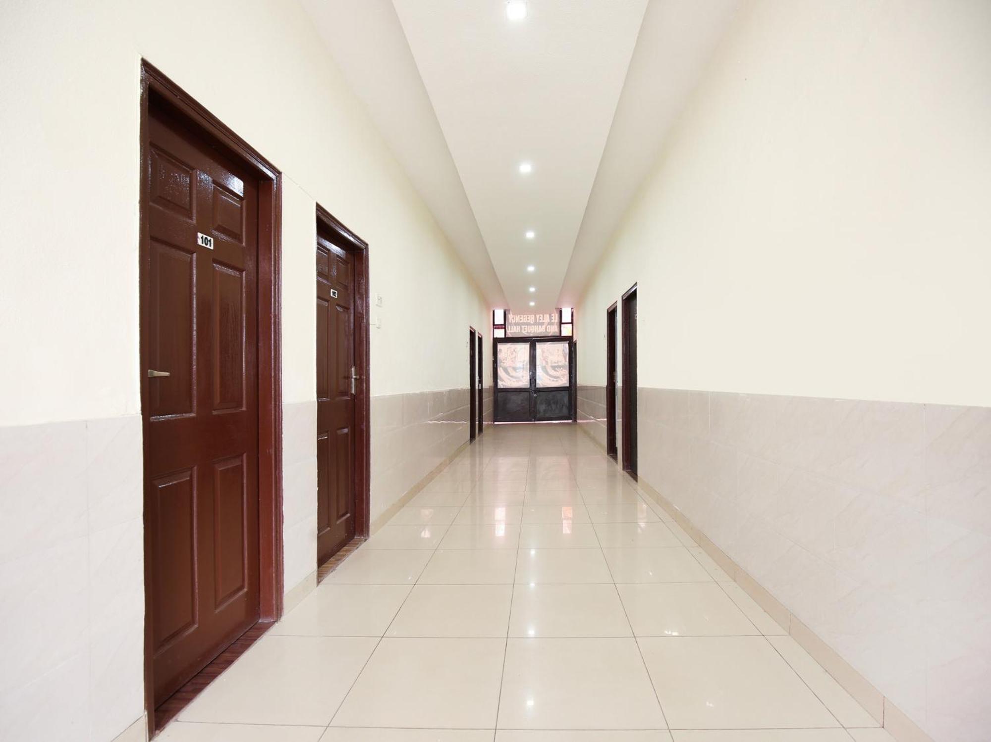 Oyo Flagship Hotel Le Aley Regency Ludhijána Exteriér fotografie